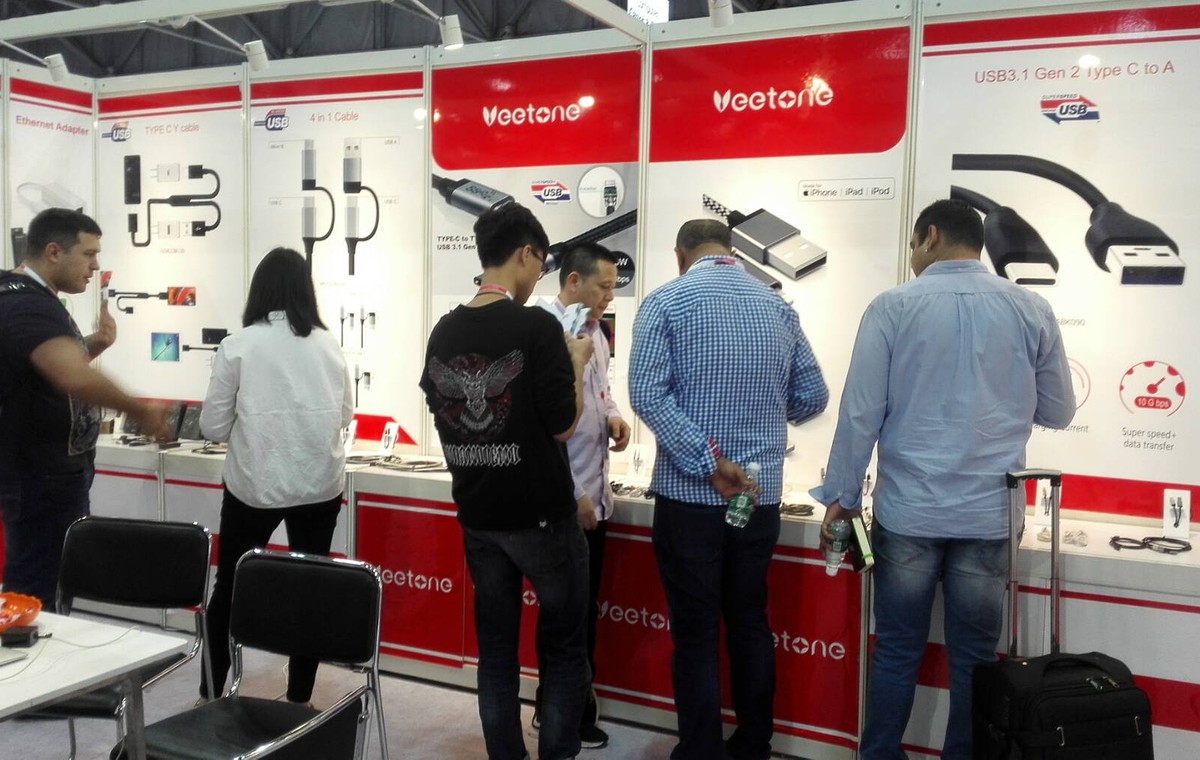Veetone customer demonstration at exhibition